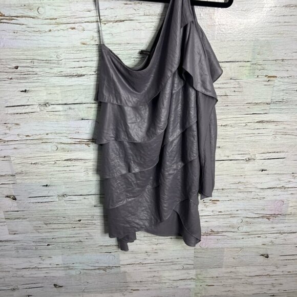 Bcbgmaxazria silver gray tiered ruffle one shoulder dress agate size small - Picture 8 of 10